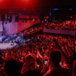 Descubra os maiores eventos do Brasil para produtores e como a Sky Energia garante energia confiável com geradores potentes e suporte completo.